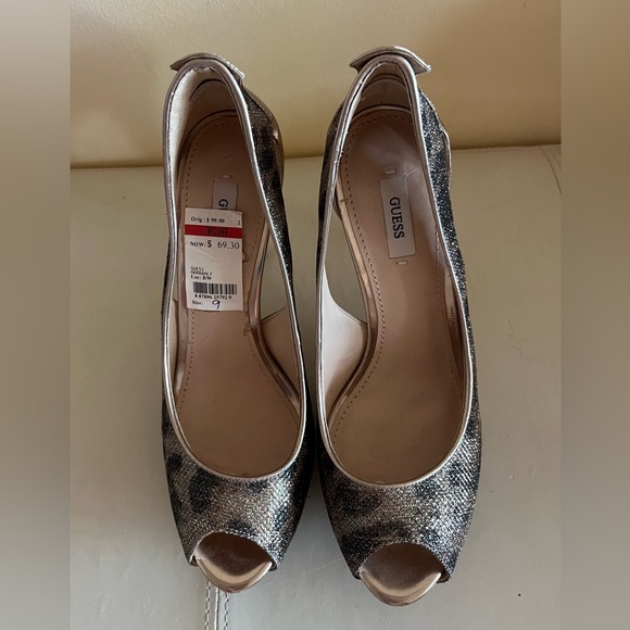 Guess Animal Print Sequins Open Toe High Heels - Picture 8 of 8